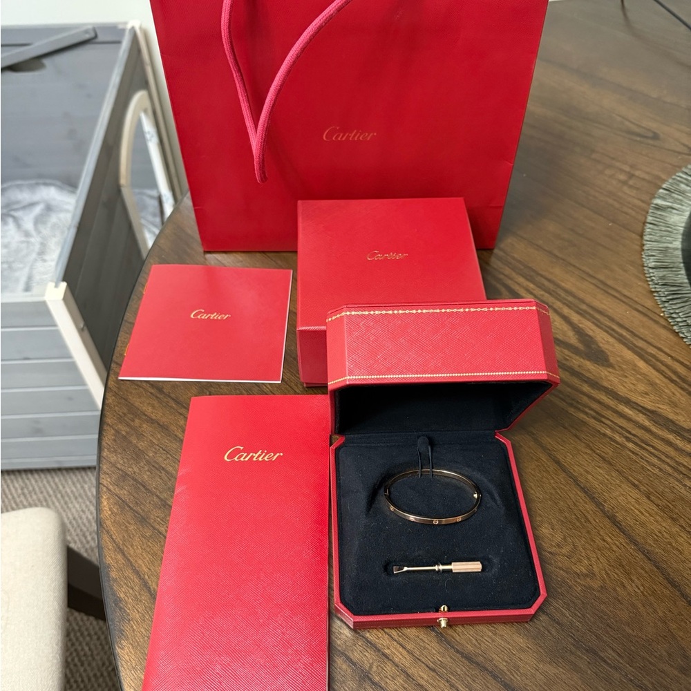 Cartier Love Bracelet - small model, 16cm, rose gold. Certificate included.